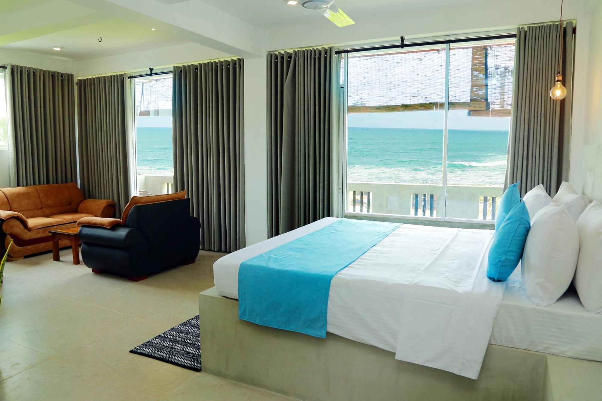 Cocos Hotell Midigama East Exteriör bild